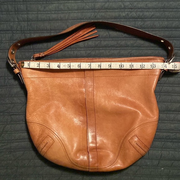 COACH shoulder purse - Picture 2 of 10